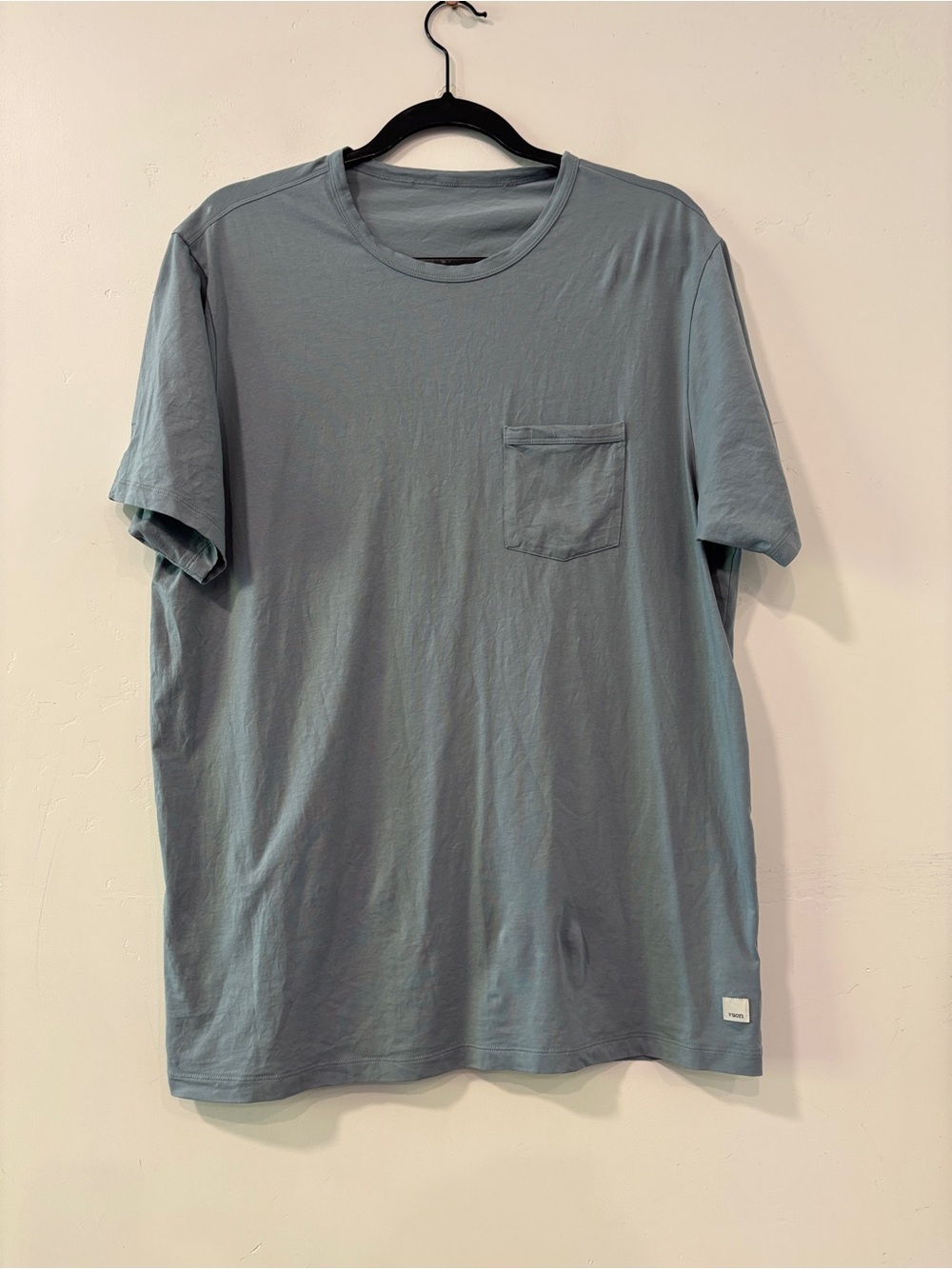 Vuori Shirt Mens XL Blue Short Sleeve Feather Pocket Tee Crewneck Cotton V1031